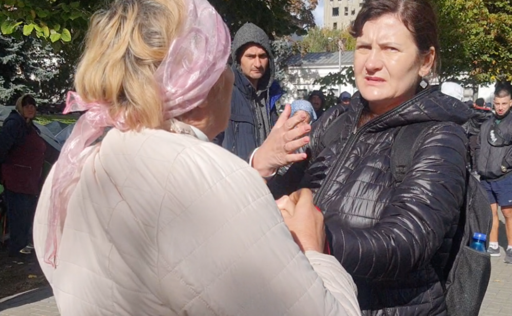 Provocări și intimidări matinale: Protestatarii din „Orașul Schimbării” au ajuns să fie bruscați